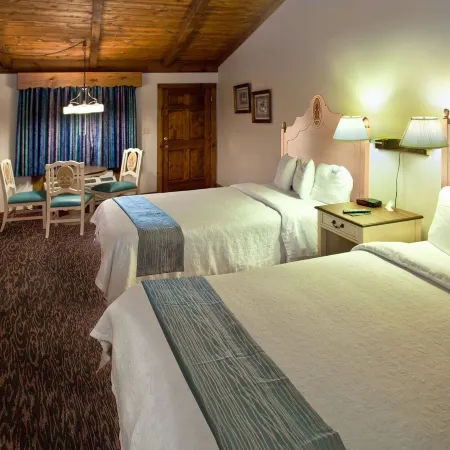 Helendorf River Inn, Suites & Conference Center