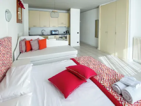 Cernobbio Residence Hotels near Villa Erba