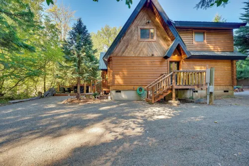 寬敞的帕克伍德小屋配有熱水浴缸 - 靠近河流