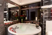 Komorowski Luxury Guest Rooms - romantique