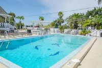 Twins Inn & Apartments - Beach