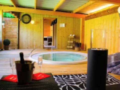 Résidence Côté Chalet Hotels in Thonon-les-Bains