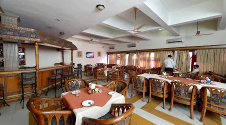 Blue Bird, Hisar Отели в г. Хисар