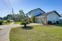 10 Mi to Universal Orlando Home with Screened Porch