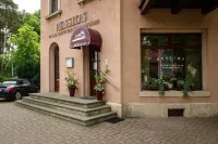 Pension an der Pillnitzer Schlossfähre - بيوت ضيافة