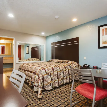 Regency Inn - Channelview