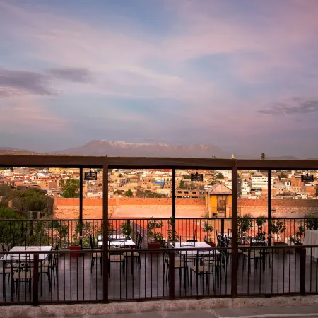 Acolpacha Tambo Boutique