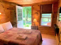 Pine Crest Motel & Cabins Hotels in Craftsbury