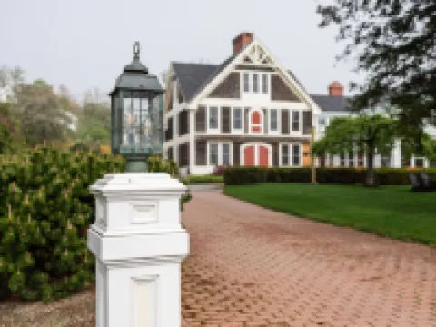 Spouter Inn Bed & Breakfast Hotels in Lincolnville