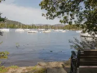 Leafy Nook Lodge