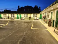 Maple Leaf Motel Hotels in Ashfield-Colborne-Wawanosh