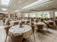Alpholiday Dolomiti Wellness & Family Hotel Hotels in Dimaro