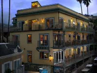 The Avalon Hotel in Catalina Island Hotels in Avalon