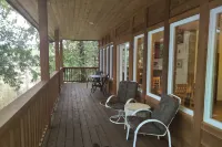 Moon Dance Cabin