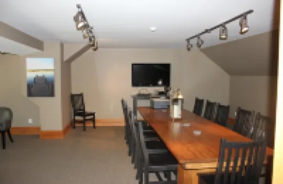 特里魯姆温泉度假酒店