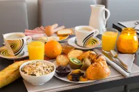 The Originals City Hôtel Dau Ly Lyon Est Hotels in Bron