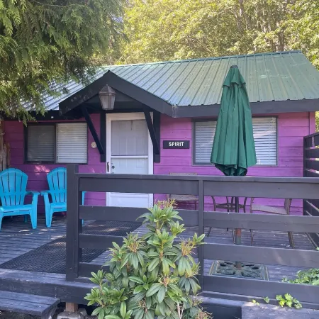 Cedar Grove Motel and Cabins