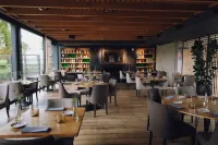 Domaine de Naxhelet Hotels in Tihange