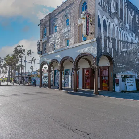 Samesun Venice Beach