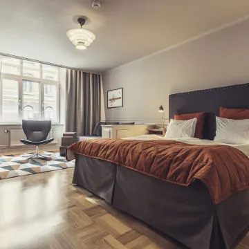 Hotel Poseidon Отели рядом с достопримечательностью «Церковь Мастхугг»