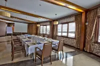 Fenerbahce Serkan Acar Resort&Sports Topuk Yaylasi - Pools