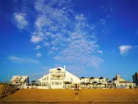 Blue - Inn on the Beach Hotels in Newbury