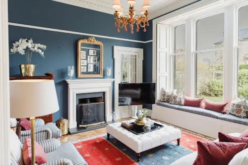 Private and Prestigious Luxury Home - Bungalow