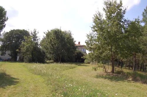 Chateau de Faudade Hotels in Levignac