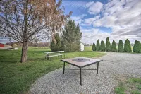 'Rise and Shine Farm' in Goshen w/ BBQ & Fire Pit! - С парковкой