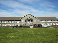 Crossroads Inn & Suites Hotels near Bowring Park