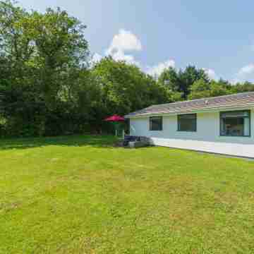 Rosecraddoc Lodges Hotel Exterior