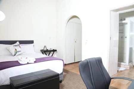 Harmony Guest House Отели рядом с достопримечательностью «Площадь Нельсона Манделы»