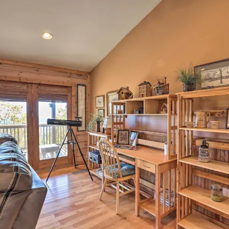 Bring a Pet: Bostic Cabin w/ Mtn Views!