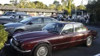 Highway Motor Inn - Parking