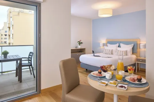Zenitude Hôtel Résidence Pau Hotels in Gan