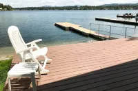 Newport Cabin w/ Lakefront Private Porch & Grill! - 3 étoiles