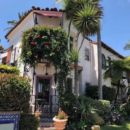 Villa Rosa Inn
