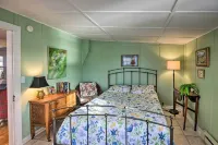 Lakefront Canandaigua Home w/ Grill, Fire Pit - Homestays