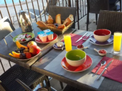 Mas Dansavan Chambres d'hôtes Hotels in Oppede