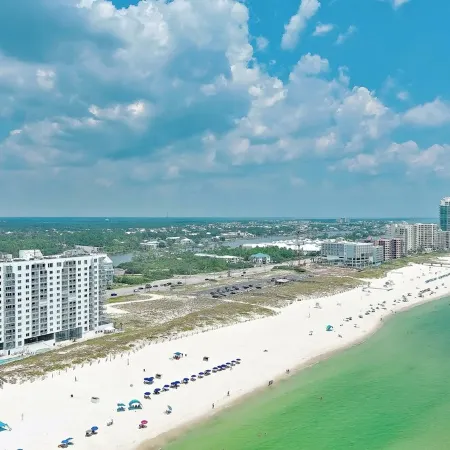 Fantastic Updated 2Br/2BA Beachfront Getaway at Summerchase!