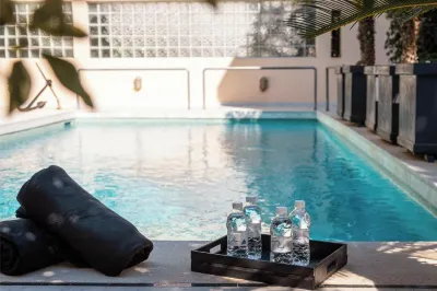 Serena calm pool house Hotels near Vouliagmeni Park