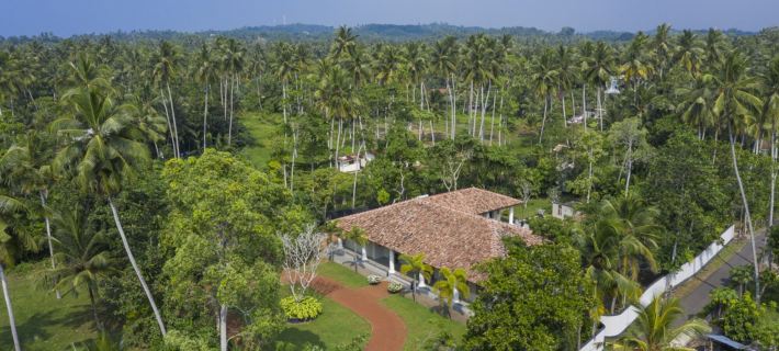Monara House Hotels in Talpe