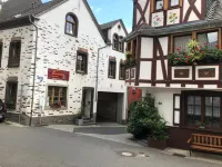 Hotel Zur Dorfschänke Hotels in Valwig