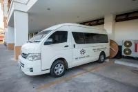 帕納萊酒店 - 停車場
