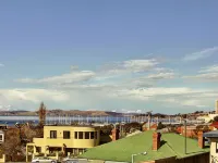 Mayfair Plaza Motel and Apartments Hotels in Sandy Bay