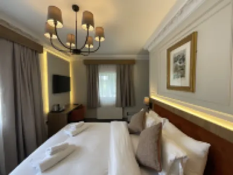 Old Mill Hotel & Lodge โรงแรมในบาธ