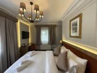 Old Mill Hotel & Lodge Hotel di Colerne