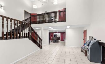 Red Lion Inn & Suites Pontoon Beach