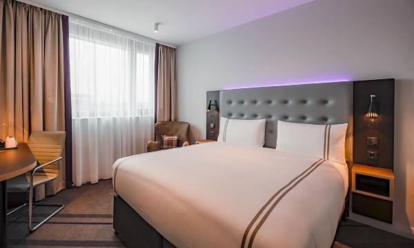 Premier Inn Karlsruhe City am Wasserturm