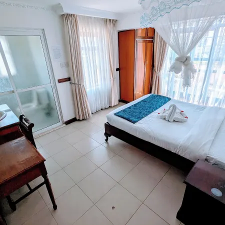 Crescent Resort And Conference Centre